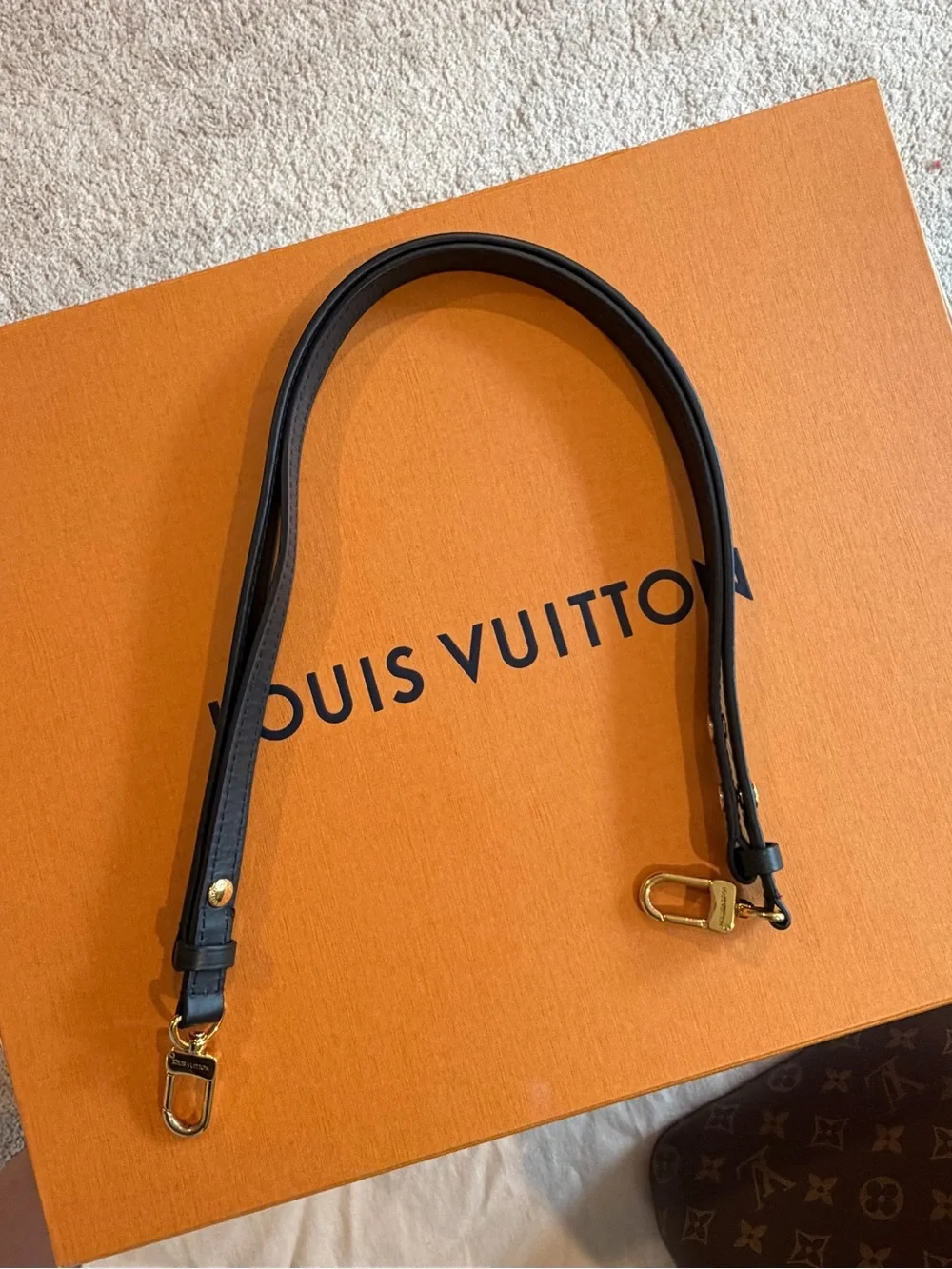 Louis Vuitton Monogram Neo Noe MM Handbag